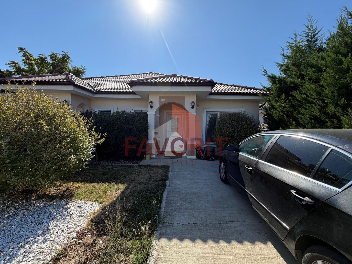 Duplex | 3 camere | Mobilat | Parter | Carport | Curte generoasa | - Poză 1
