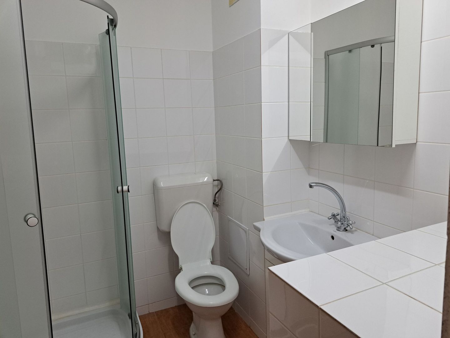 Apartament cu 3 camere 70,55 mp, bloc an 1980- Gorjului - Poză 9