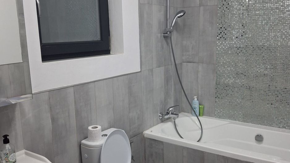 Casa  parter +1 etaj si pod in zona Prelungirea Ferentari - Zetarilor - Poză 7