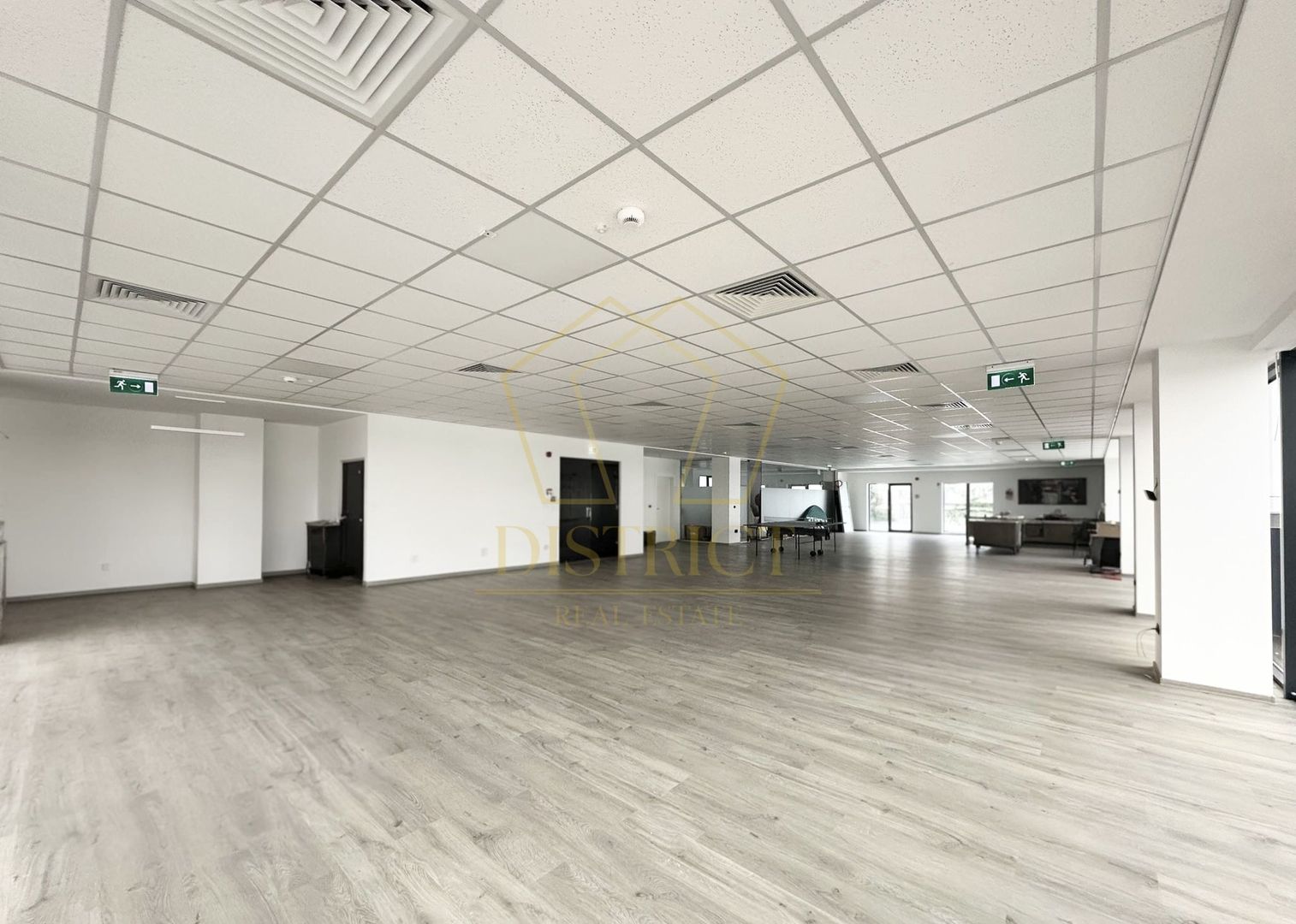 Spațiu de birouri/showroom cu terasa 40mp | Giroc - Poză 6