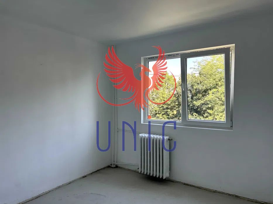 Apartament 2 camere - Rovine, etaj 3/4 - 72 000 euro - Poză 2