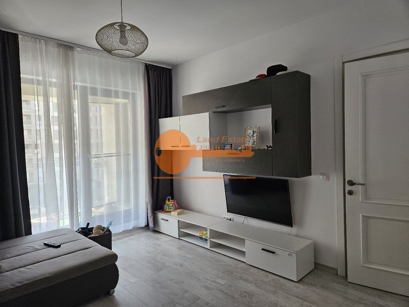 2 camere Plaza Residence ( utilat ) - Poză 4