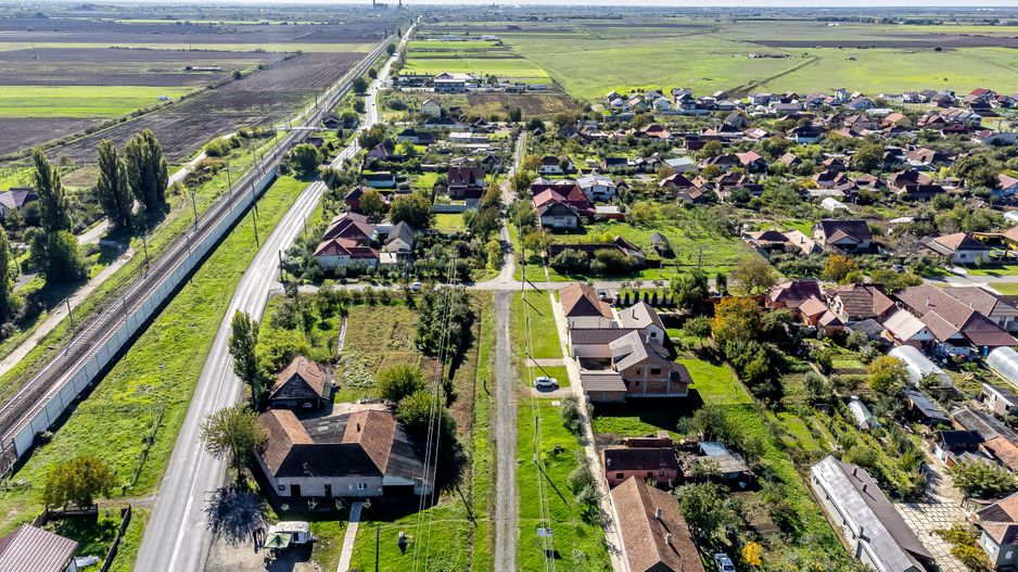 Casa noua 5 camere, la rosu, în Sofronea comision 0 la cumpărare - Poză 10