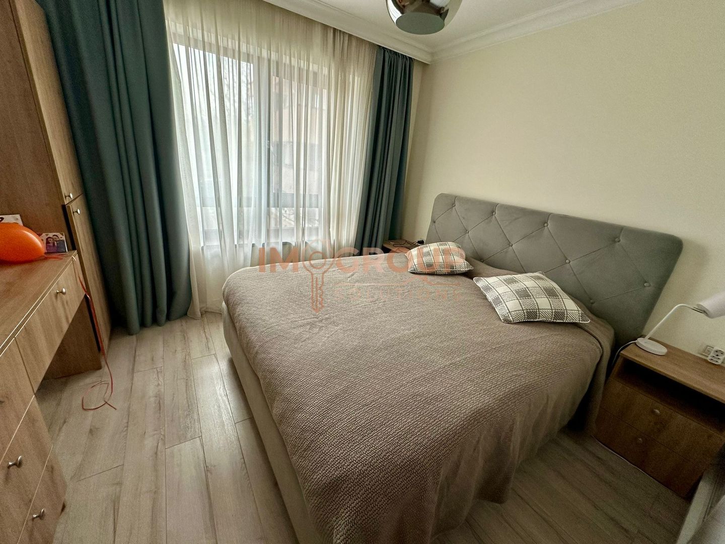 Cug - 2 Camere Decomanat+ Loc De Parcare  - Etaj 1 -Bloc 2022 - Poză 3