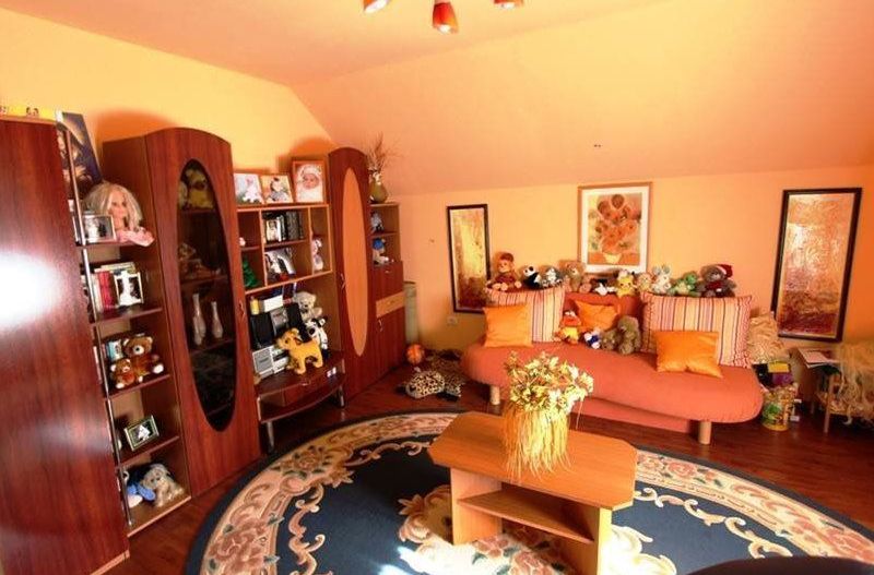 Vila spațioasă la intrare în Dumbravita - Poză 16