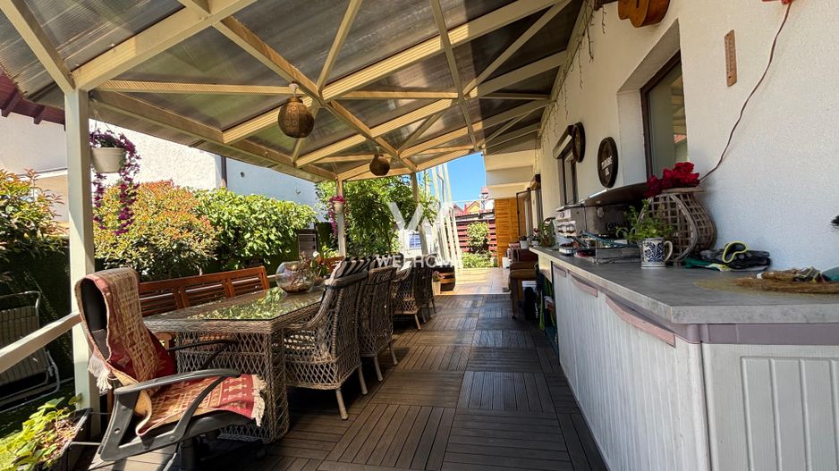 Casă amenajată de designer, garaj și pod locuibil - Șelimbăr - Poză 37