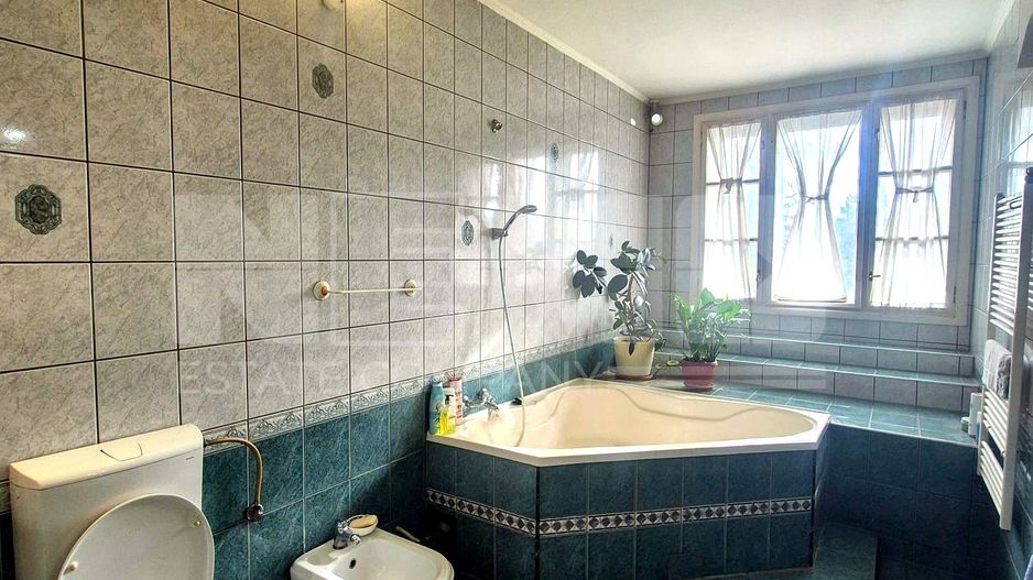 Apartament 3 camere | 120 MP | Ultracentral | Terasă + Pod | 89.000 € - Poză 15