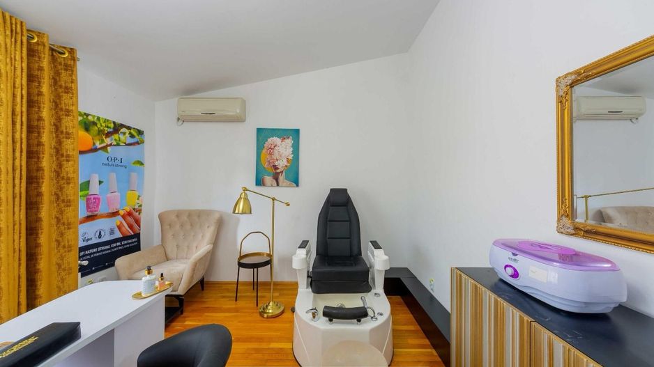 Salon complet echipat în zona Pipera | Oportunitate unică de business - Poză 7