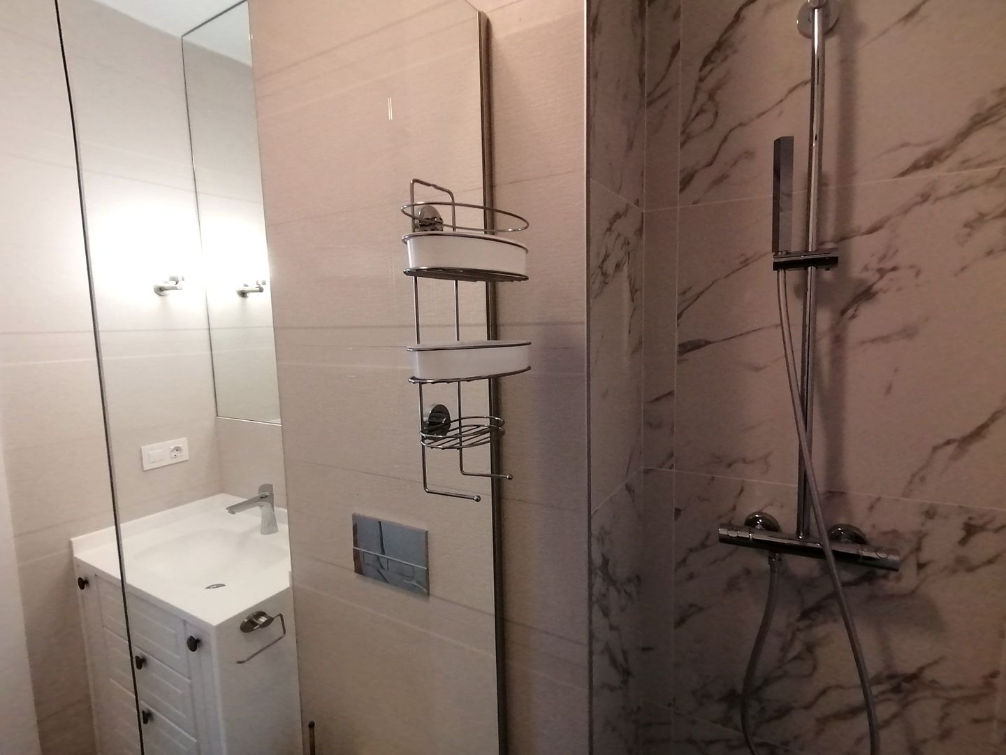Apartament premium cu 3 camere de închiriat în Gheorgheni – bloc nou, garaj - Poză 14