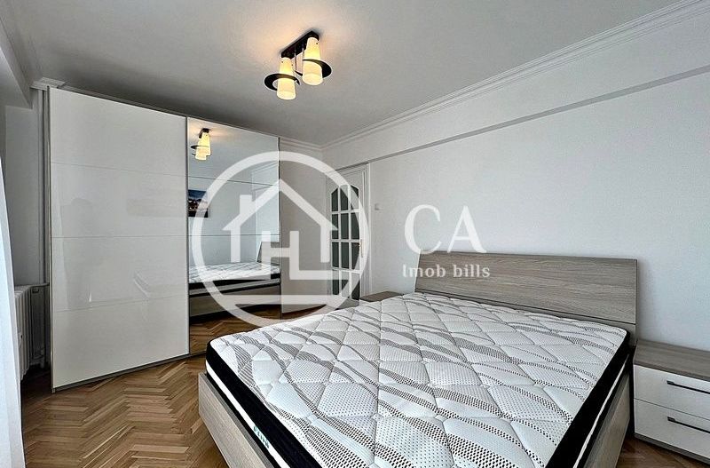 Apartament de închiriat cu 4 camere în zona Ultracentrală, Oradea - Poză 12