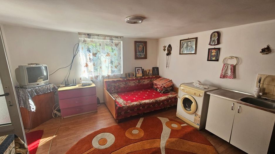 Inchiriere 2 case Draganu - cazare muncitori - Poză 3