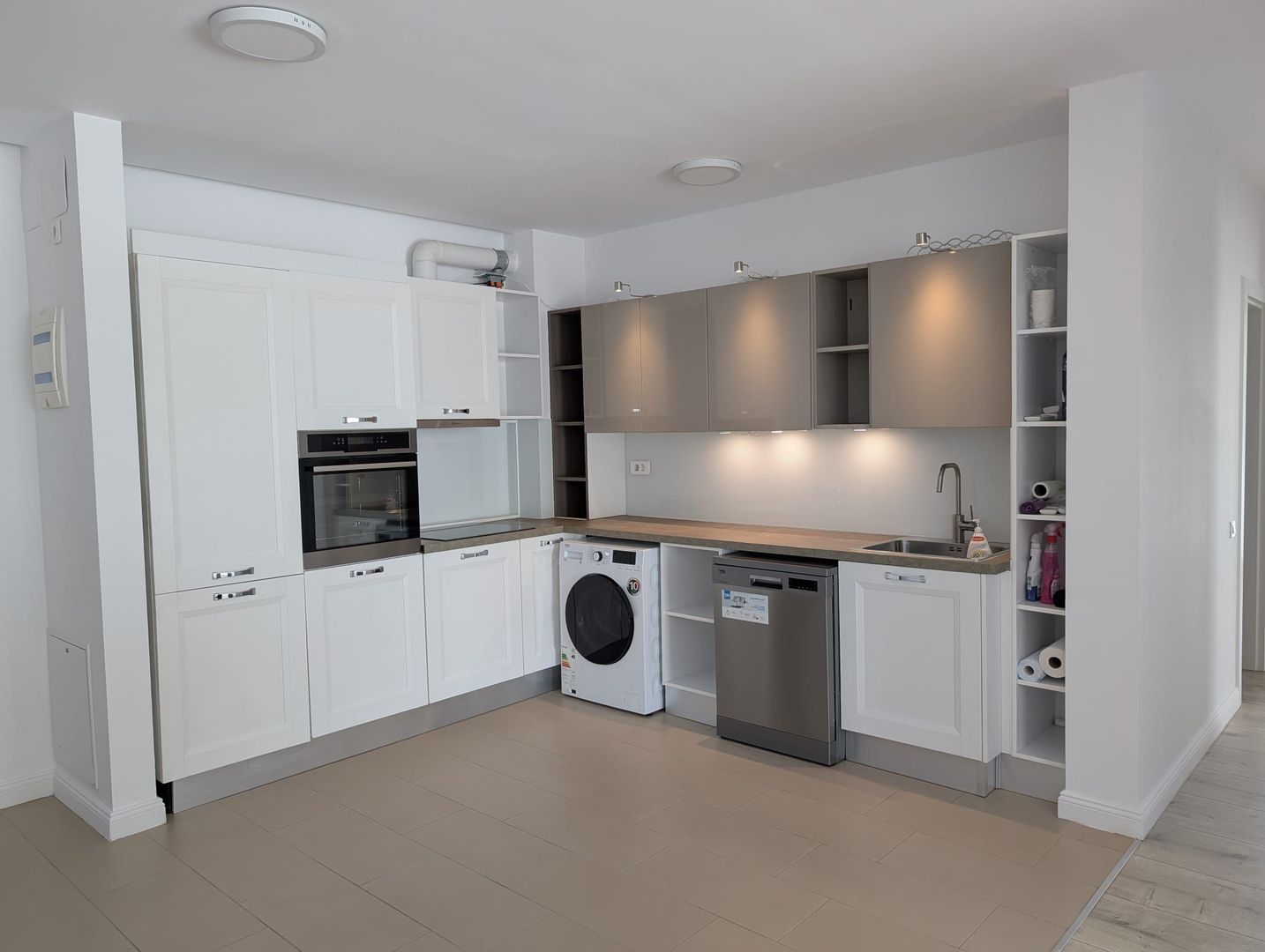 Apartament 3 camere, parcare subterana - Poză 15