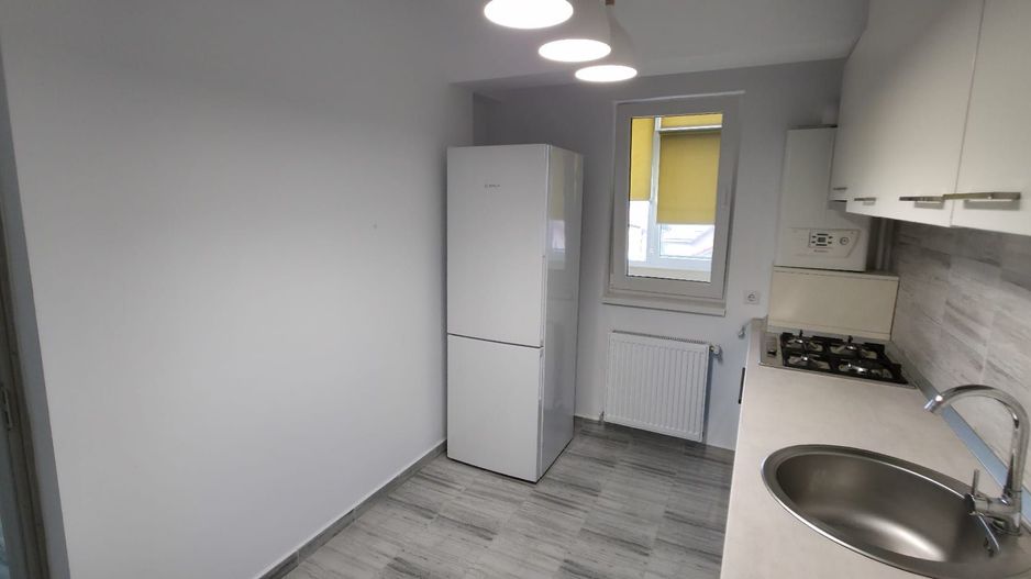 Garsoniera Decomandata Solstitiului Mall La Strada - Amurgului - Poză 8