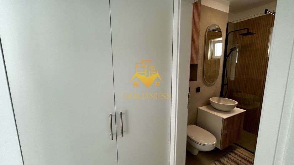 2 camere semidecomandate, Prima Inchiriere, Hotel Royal Gheorgheni - Poză 9