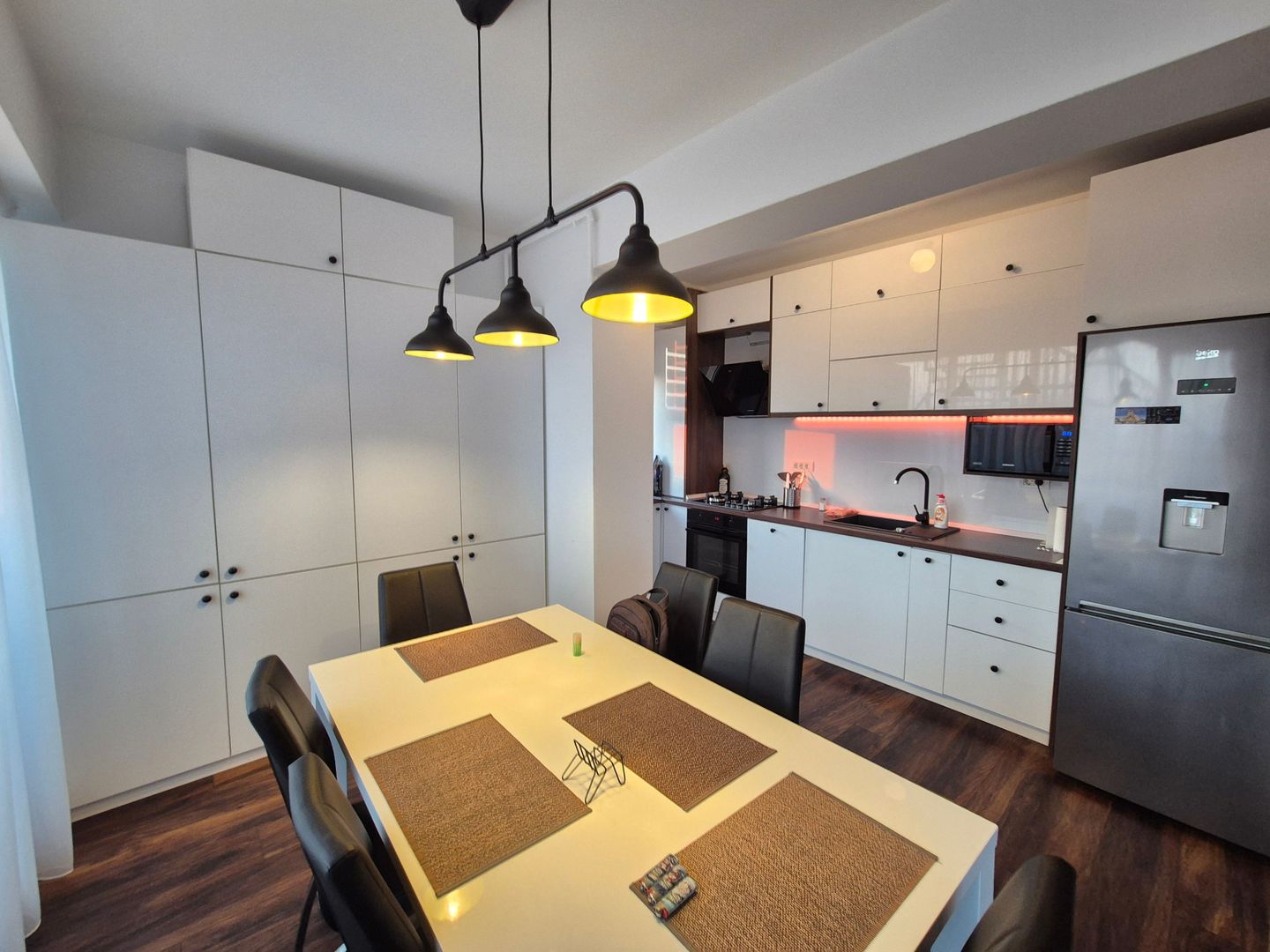 Penthouse 104,97 mp + 192,81 mp terase - piata Sudului - Poză 8