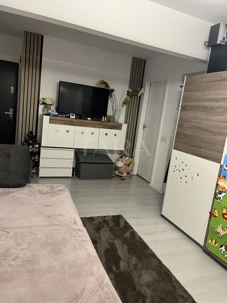 Apartament cu 1 cameră, finisat, cu terasă - Poză 2