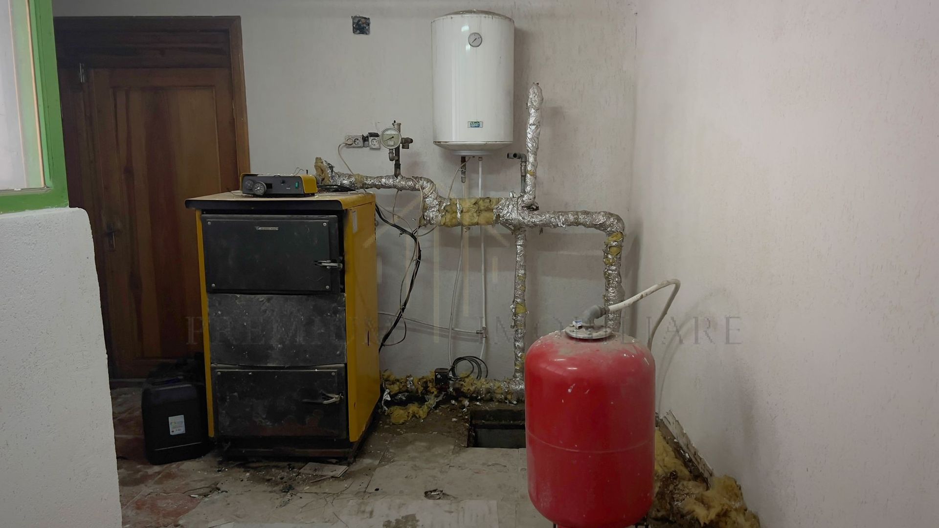 CASA DE VANZARE IN BOGDANESTI - Poză 28