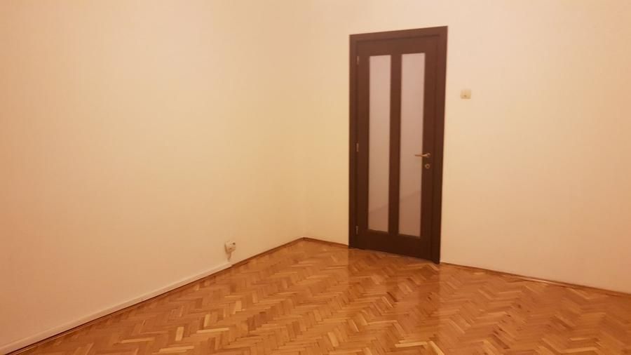 Apartament 3 camere, 83 mp, vedere stradală, ideal birou, Bd. Decebal - Poză 2