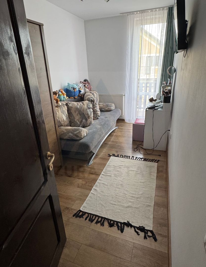 Casa moderna 4 camere 2 bai curte si parcare privata in Arhitectilor - Poză 4