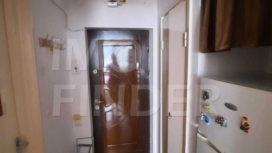 Garsoniera Detunata cu Parcare - Poză 5