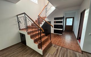 Casă spațioasă P+1, în spatele Stadionului Ion Oblemenco, Craiova - Poză 5