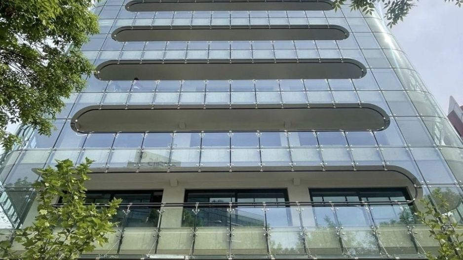 Spațiul deosebit pentru , showroom,  reprezentanță,  office - Poză 7