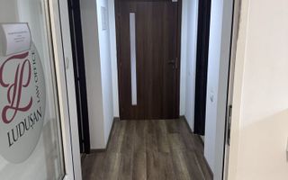 Apartament cu 3 camere de vanzare, ULTRACENTRAL - Poză 1