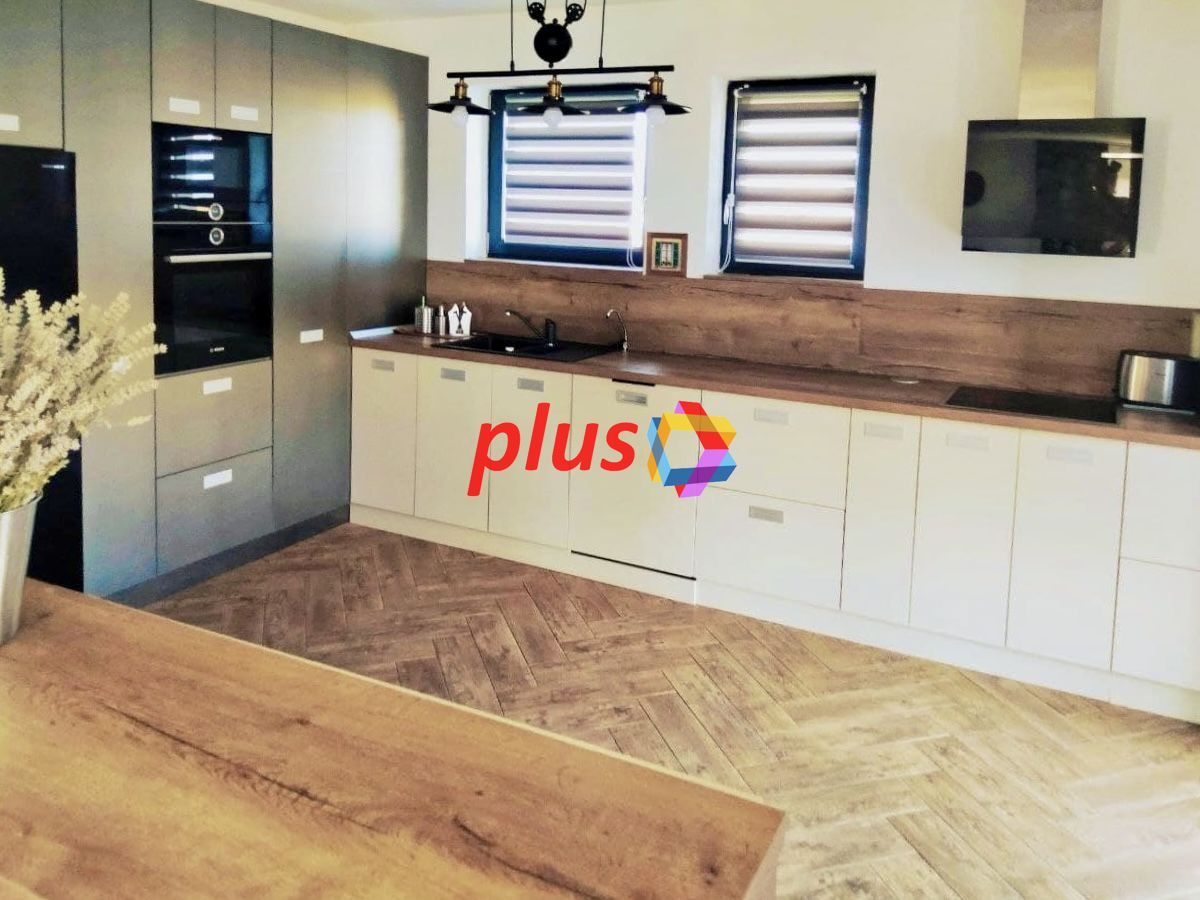 Casă 420 mp Cristian - Poză 12