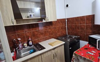 Garsonieră de închiriat | Str. Mărgeanului, etaj 1 – Zona Depozitelor - Poză 1