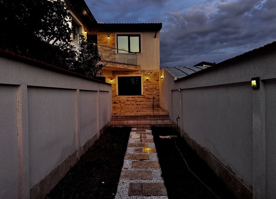 CASA INDIVIDUALA STRAULESTI, PRIMA INCHIRIERE, CENTRALA, 160 MP UTILI - Poză 2