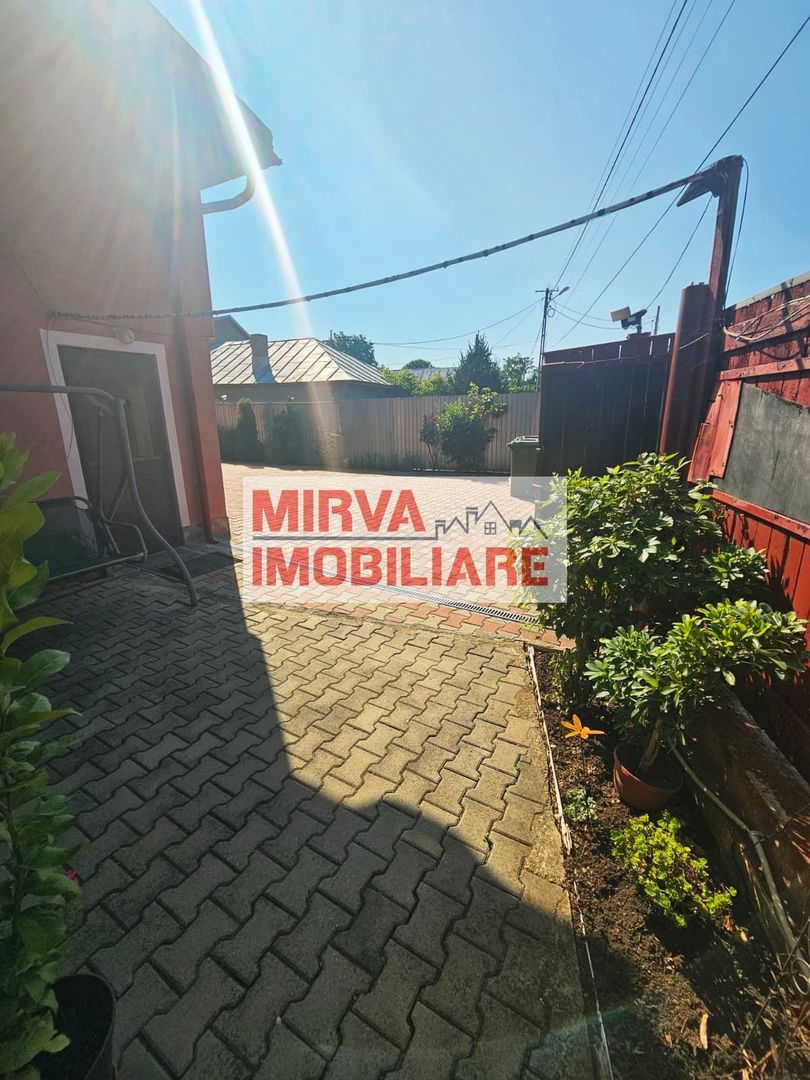 🏡 Casă spațioasă cu 9 camere în Strejnicu – pentru locuință, birouri - Poză 5