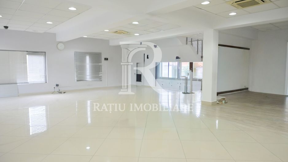 Spatiu Comercial | Nufarul | Oradea - Poză 1