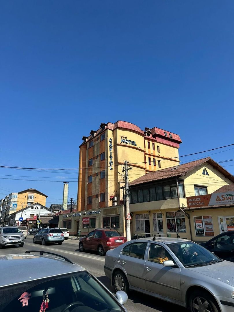 Hotel Capitol de vanzare Valenii de Munte Prahova - Poză 2