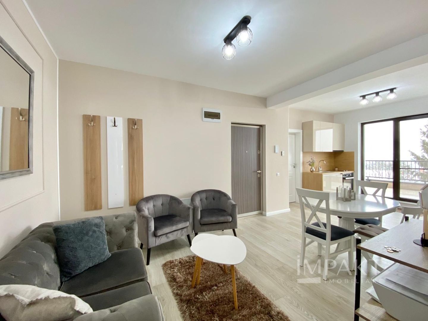 Apartament 3 camere aflat la 2 pași de UMF! Disponibil din 1 August - Poză 3