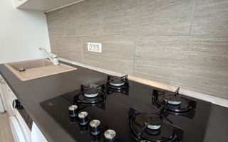 Apartament cu 2 camere mobilat, decomandat la etajul 2 in Giroc la asfalt. - Poză 4