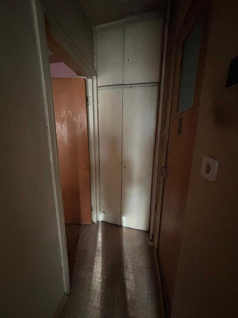 De vanzare apartament 3 camere Veteranilor - Poză 4