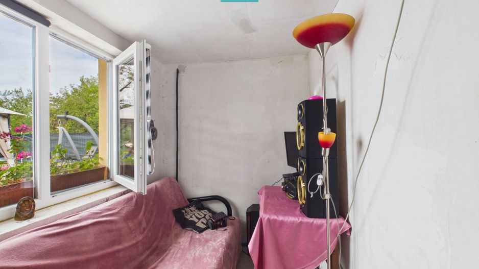 Casă individuală 3 camere,teren de 1500Mp Bătania - Poză 9