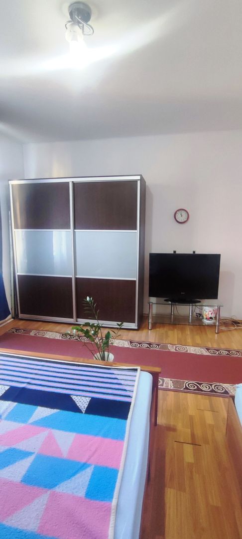 Apartament cu 3 camere in Craiter - Poză 8
