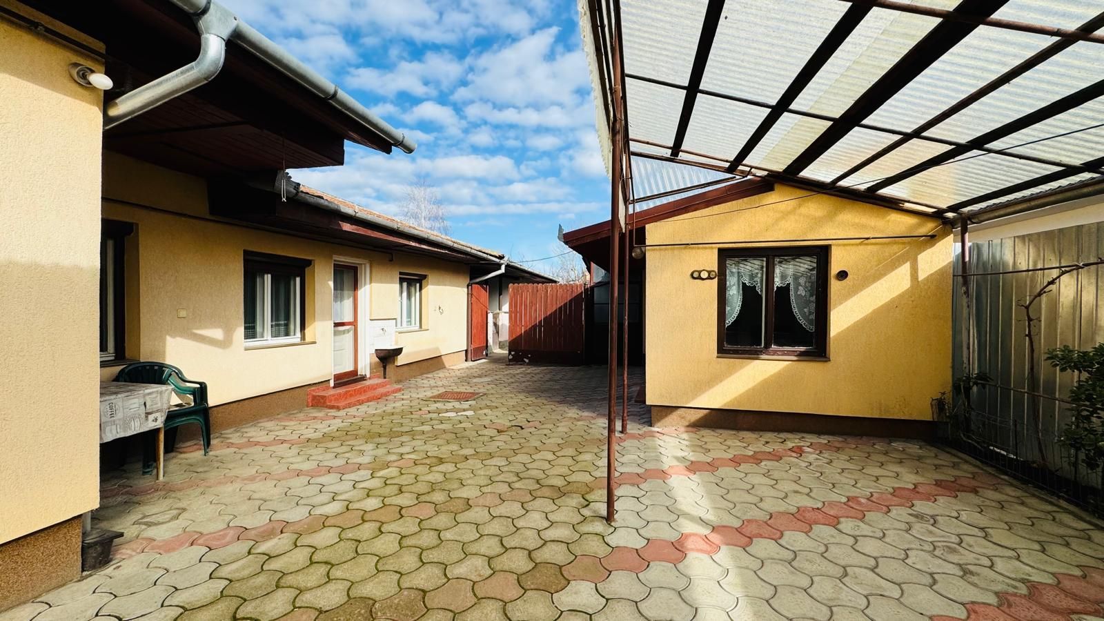 De vânzare Casă în Grădiște, curte + grădină proprie generoasă Arad - Poză 33