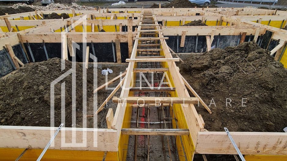 Case cuplate, P+E, 120 mp, teren 465-669 mp, predare 2026, Livezeni - Poză 8