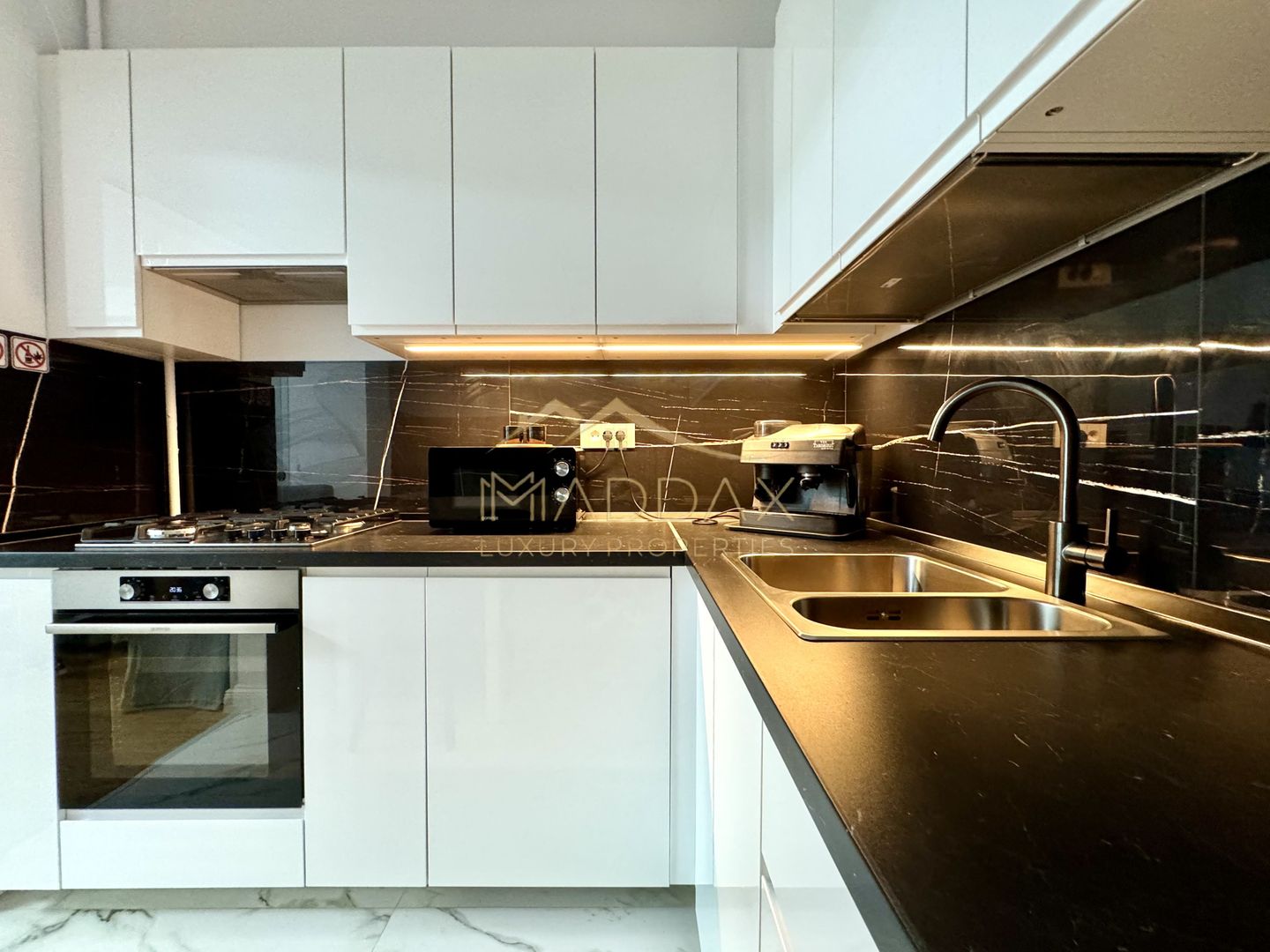 Apartament cu 2 camere + 2 bai *70mp* | Imobil Boutique | Zona Unirii - Poză 7