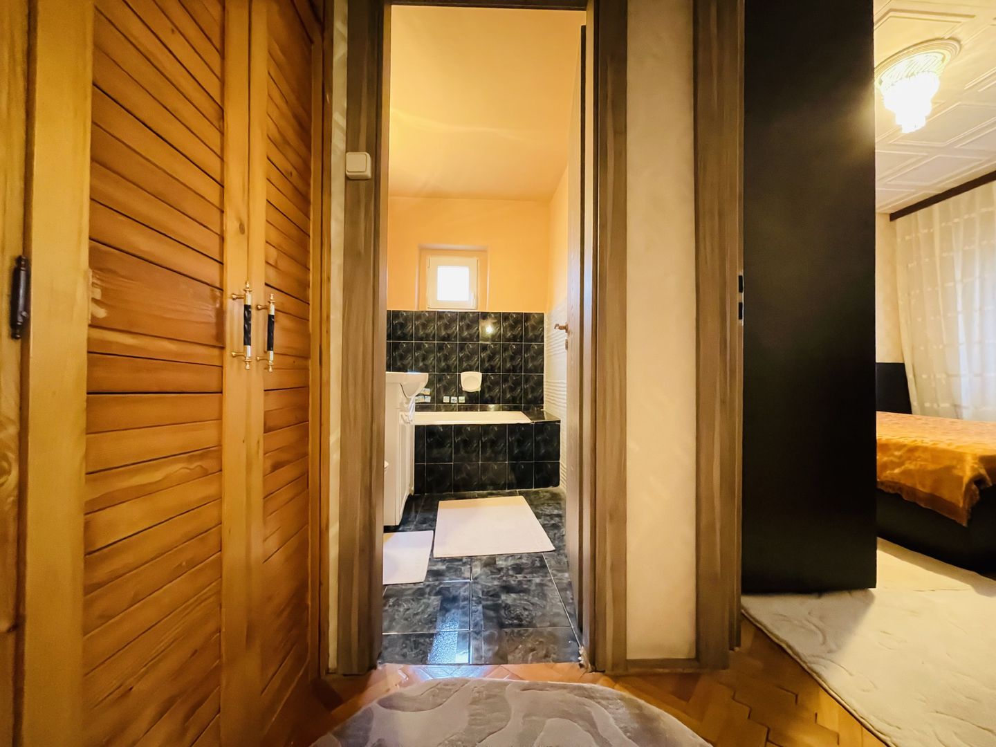 OFERTA A FOST REZERVATA - Lipovei 3 camere, decomandat | Localizare excelenta - Poză 12