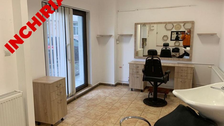 Inchiriere spatiu pentru Salon - Frizerie, Craiovei - Poză 1