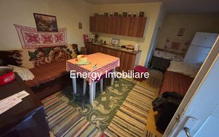 Casă de dimensiuni mai mici în localitatea Gălățeni - Poză 5