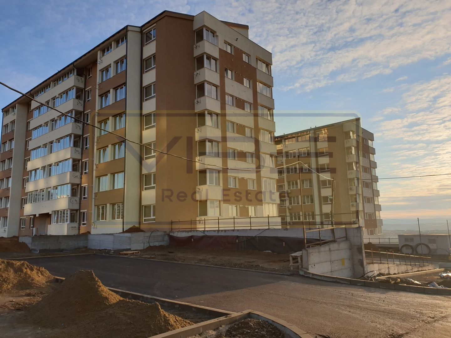 Copou- 3 camere 2 bai- decomandat- modern- parcare acoperita - Poză 7