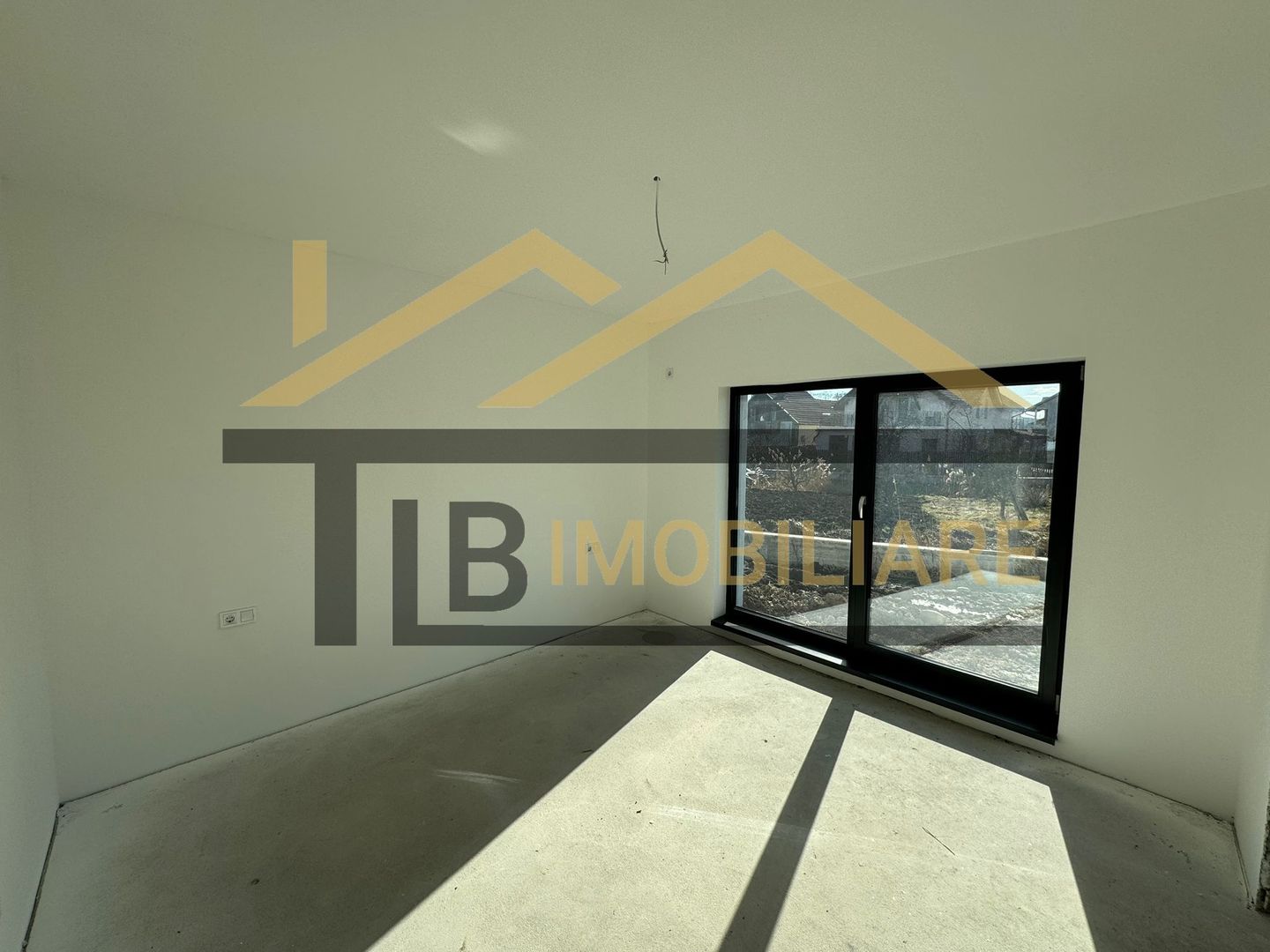 Casa individuala 4 camere, 140 mp utili, 600 mp teren, Zona Sangiorgiu de Mures - Poză 8