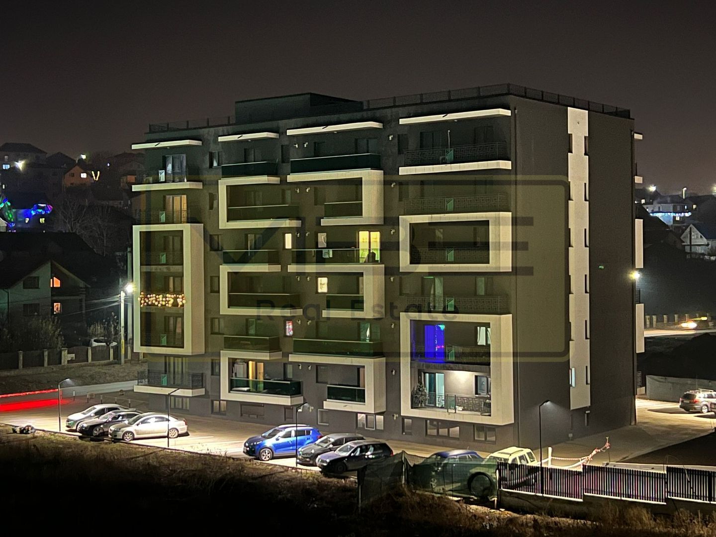 Apartament premium + parcare Bucium -  Mega Image - Poză 18