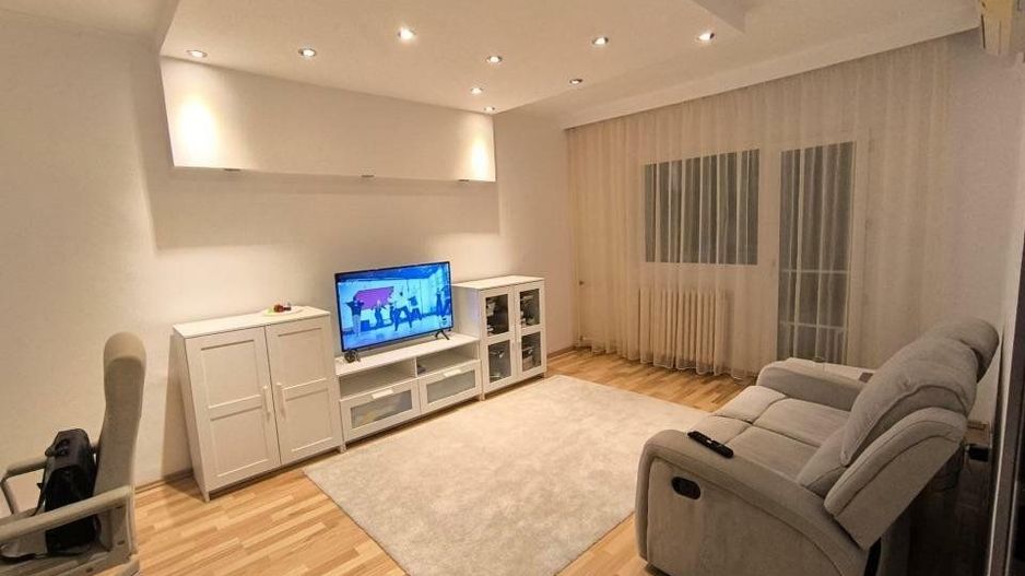 Apartament Luminos, 2 camere, Parcul Tineretului. Parcare. - Poză 9