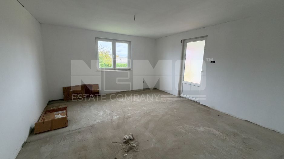 Casa si spatiu comercial in Radauti, teren 822 mp - Poză 14