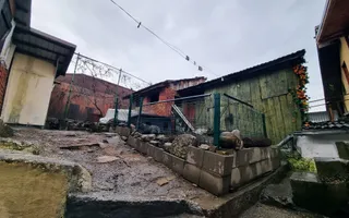 Casă funcțională, curte proprie, finisaje moderne - Poză 11